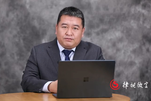 成年人強(qiáng)吻未成年人犯法嗎？