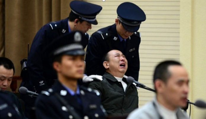 劉漢劉維等5人被執(zhí)行死刑 被執(zhí)行前與親屬會(huì)見(jiàn)(圖1)