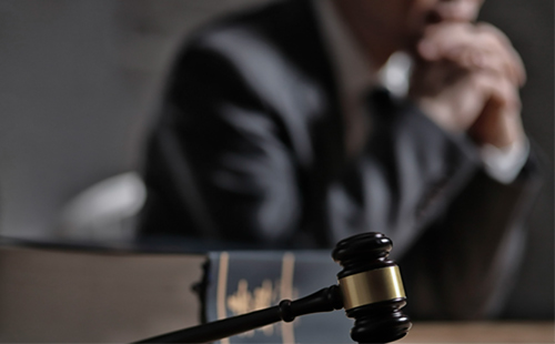 刑事案件被判刑后，還能請律師嗎？(圖1)